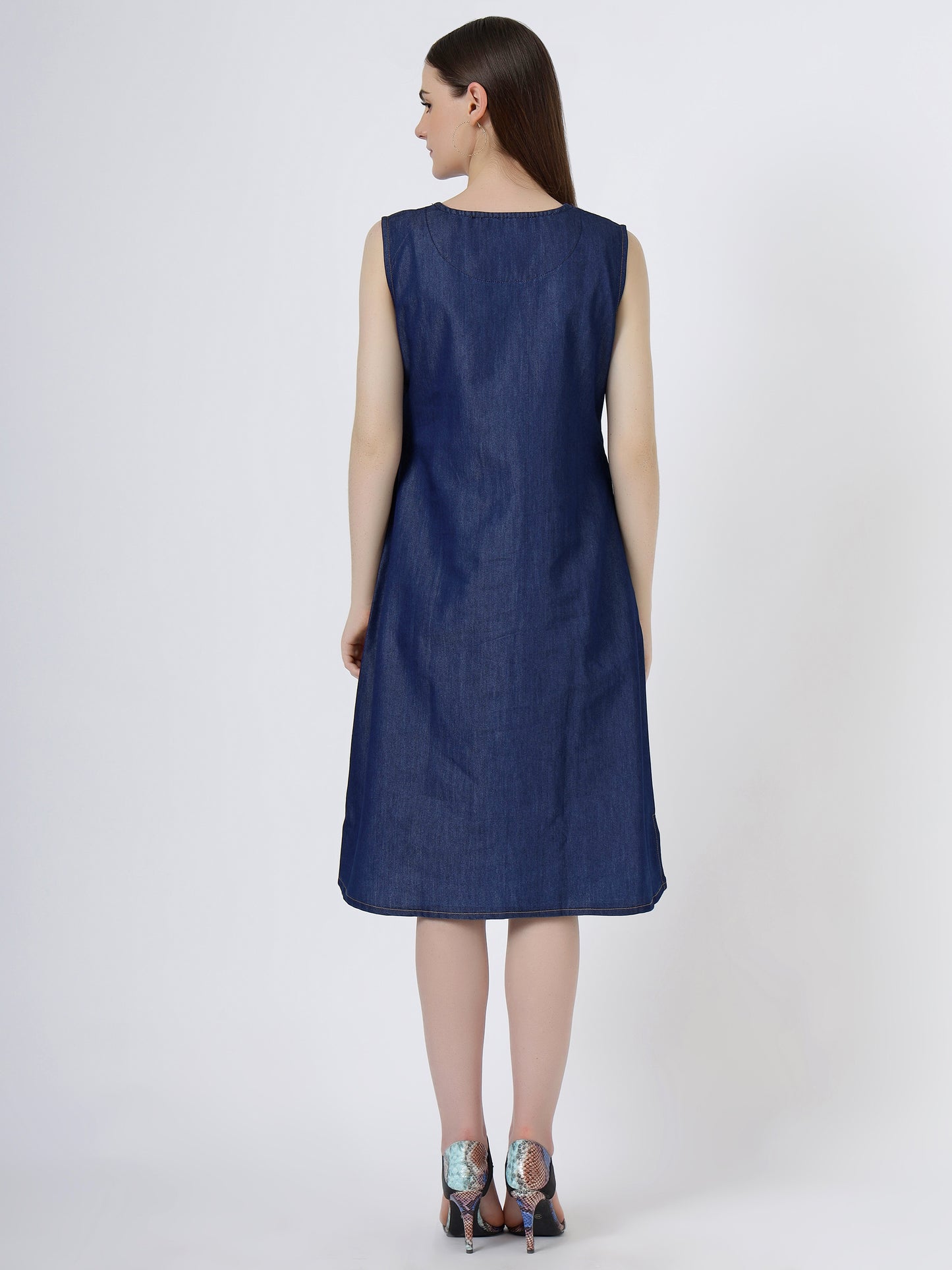 Women's Sleeveless Button-Down Denim Shift Dress (6096)