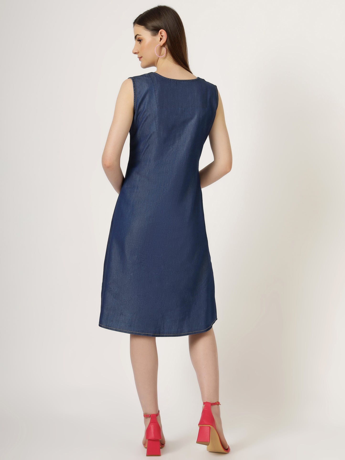 Women's Sleeveless Denim A-Line Dress with Round Neck (6090)